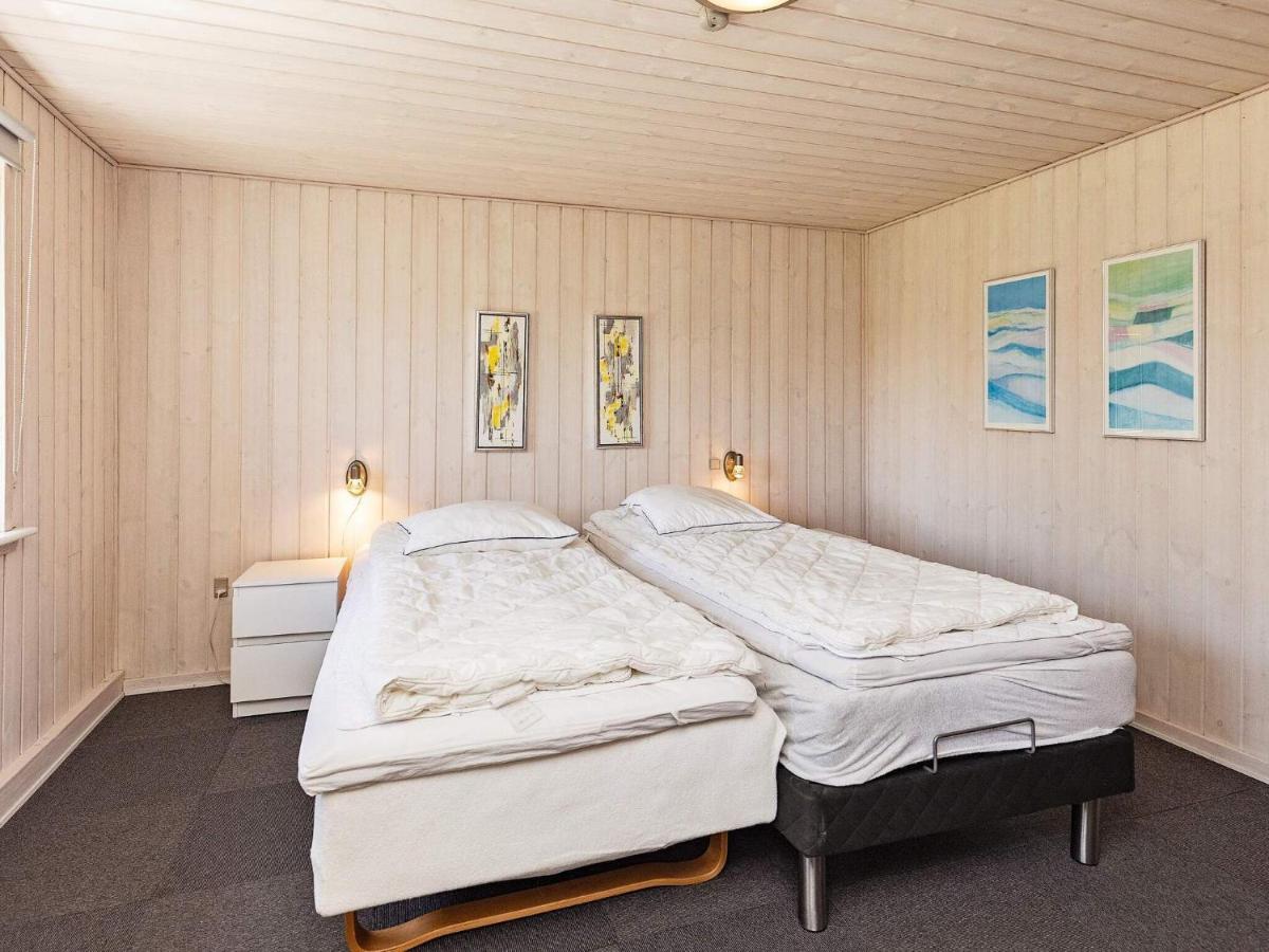 10 Person Holiday Home In Vinderup ภายนอก รูปภาพ