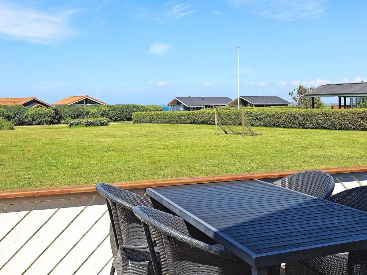 10 Person Holiday Home In Vinderup ภายนอก รูปภาพ